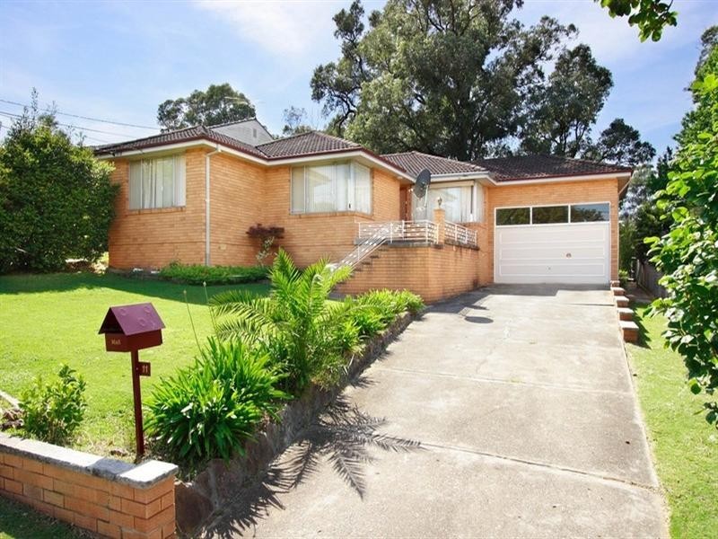 11 Niblick Crescent, Oatlands NSW 2117