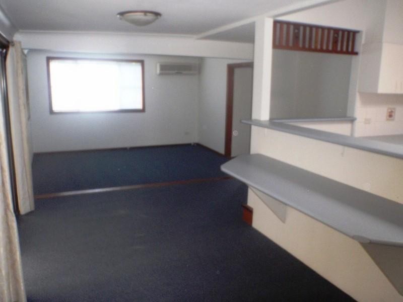 11 Windermere Avenue, Northmead NSW 2152