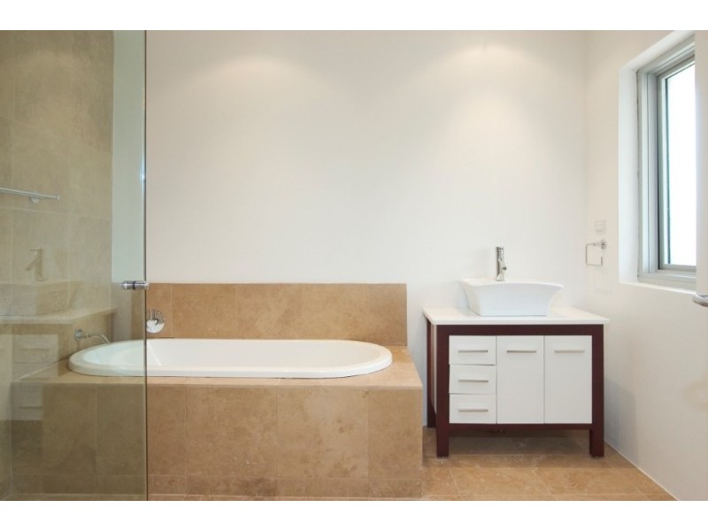 10 Hunterford Crescent, Oatlands NSW 2117