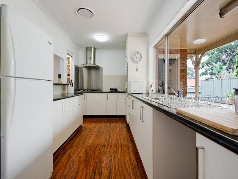 44 WINDERMERE Avenue, Northmead NSW 2152