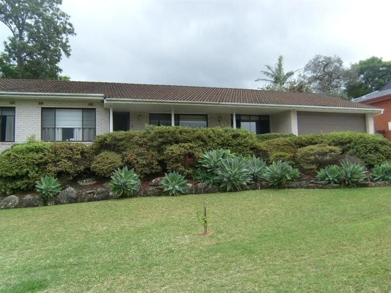 8 Hilary Crescent, Dundas NSW 2117