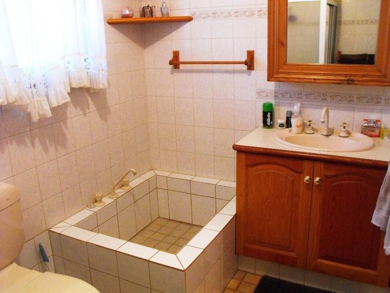 4 Willesee Street, Carnarvon WA 6701