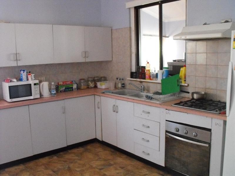 14 Whitlock Street, Carnarvon WA 6701