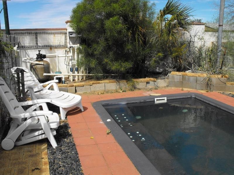 14 Whitlock Street, Carnarvon WA 6701