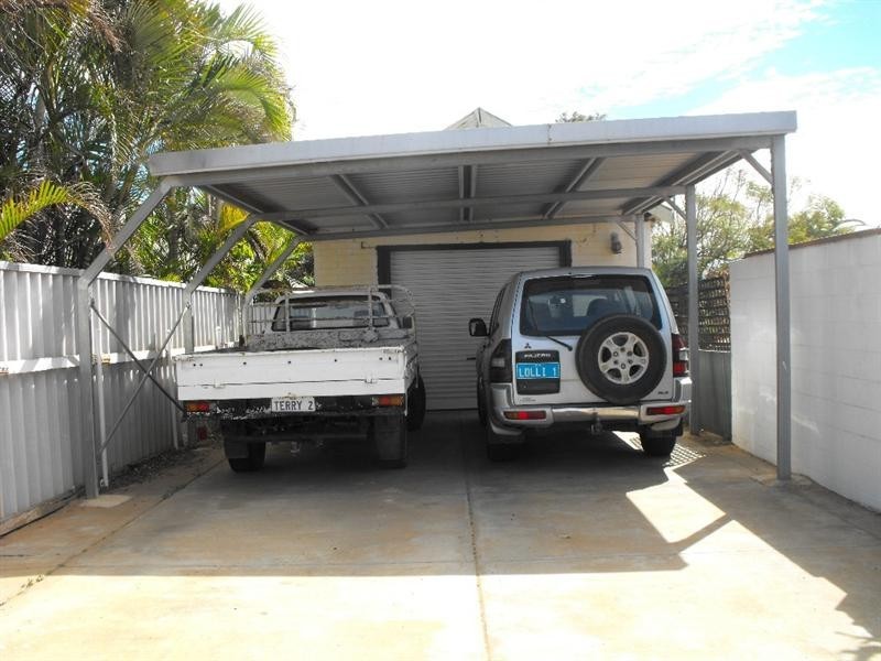 14 Whitlock Street, Carnarvon WA 6701