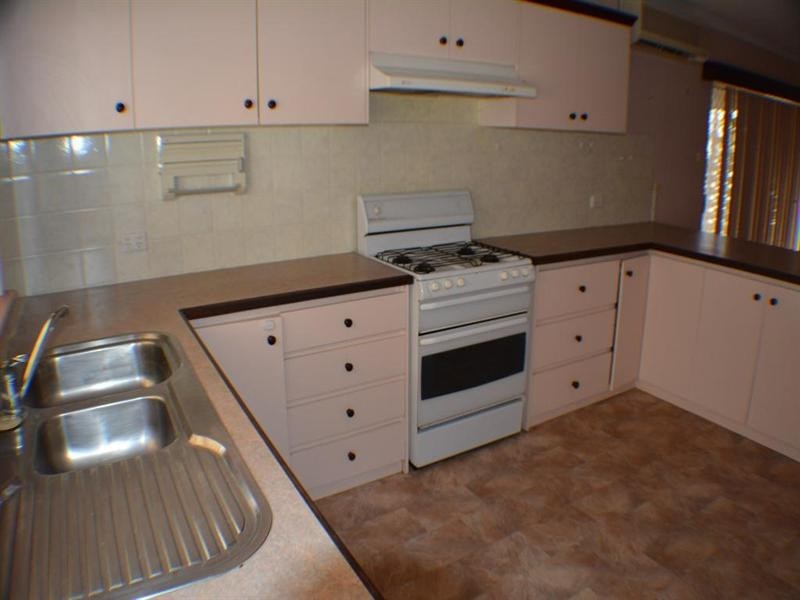 43 Wheelock Way, Carnarvon WA 6701