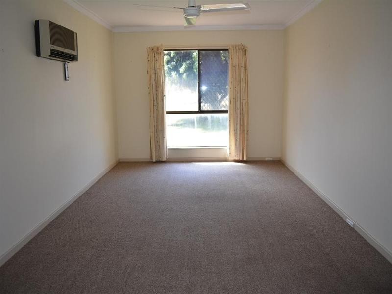 11 Geyer Place, Carnarvon WA 6701