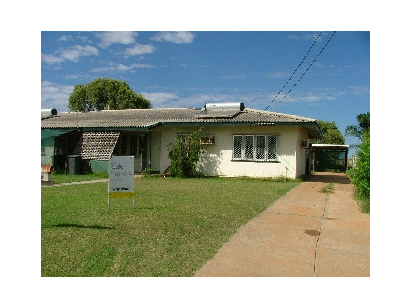 18 A and B Ridley Place, Carnarvon WA 6701