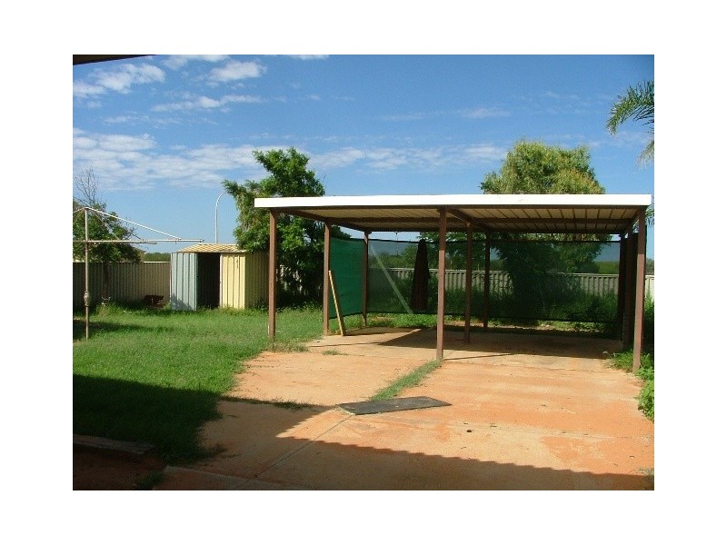 18 A and B Ridley Place, Carnarvon WA 6701