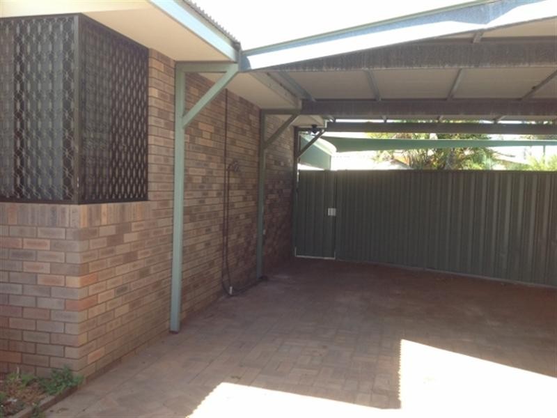9C Buzolic Court, Carnarvon WA 6701