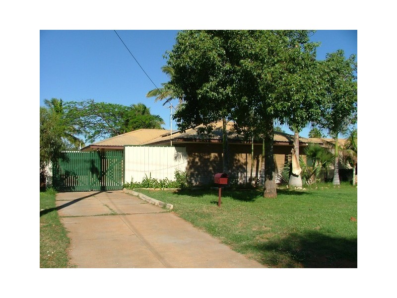 24 Willesee Street, Carnarvon WA 6701