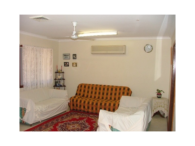 24 Willesee Street, Carnarvon WA 6701