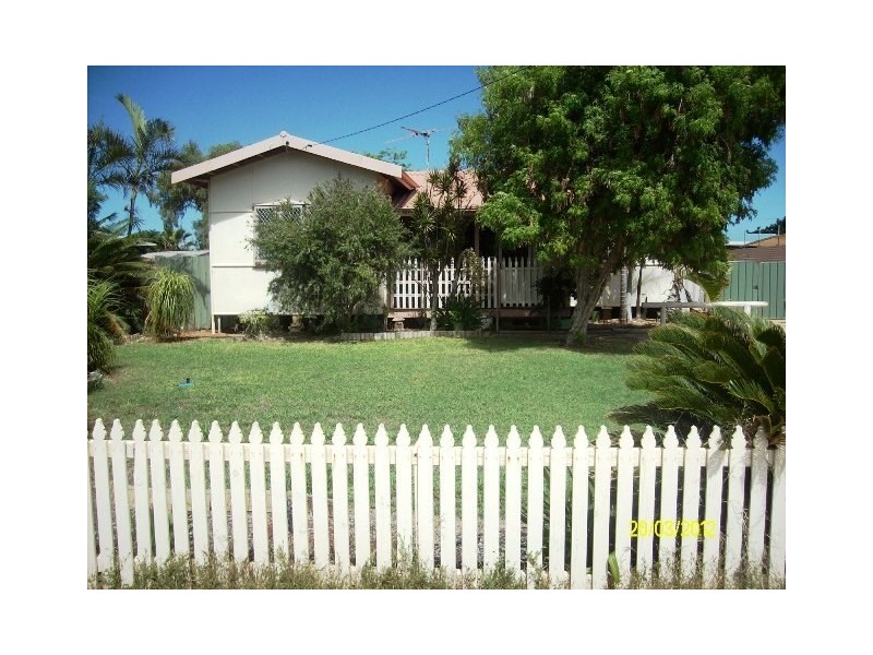 82 Whitlock Street, Carnarvon WA 6701