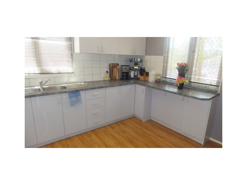 82 Whitlock Street, Carnarvon WA 6701