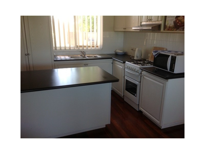 37 Hubble Street, Carnarvon WA 6701