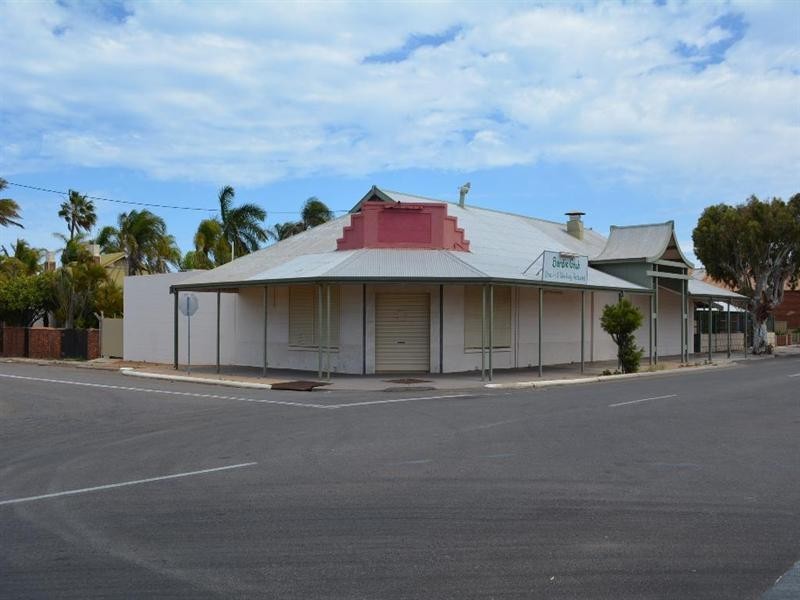18 Francis Street, Carnarvon WA 6701
