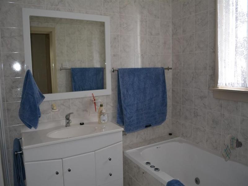 18 Carey Street, Carnarvon WA 6701