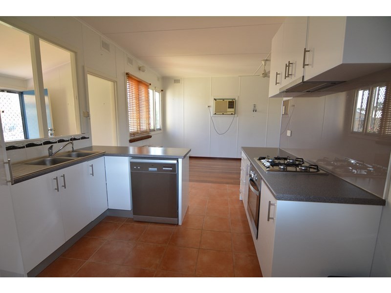 20 McNish Street, Carnarvon WA 6701