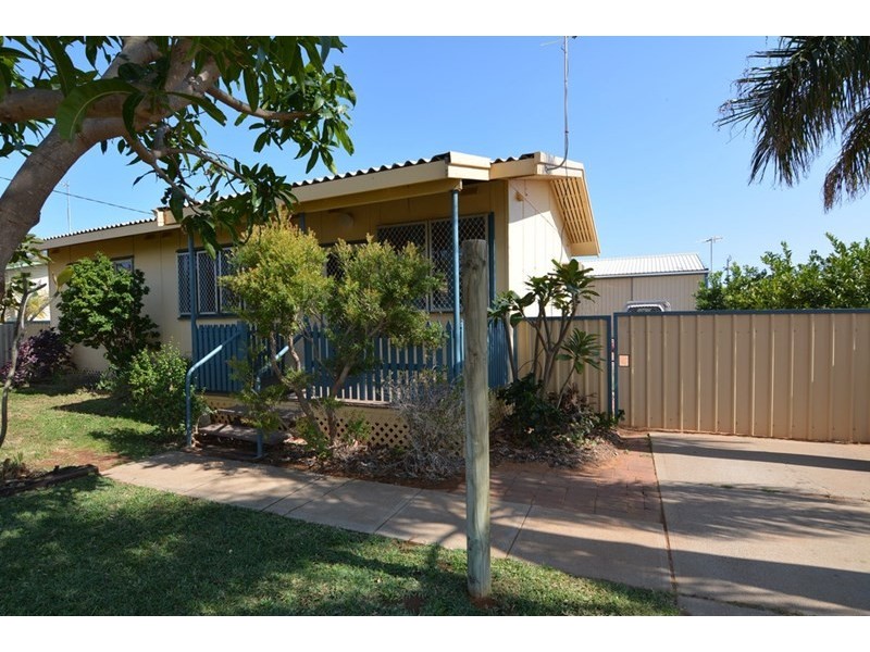 20 McNish Street, Carnarvon WA 6701