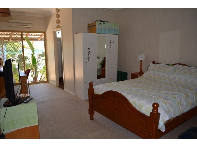 5 Dempster Road, Carnarvon WA 6701