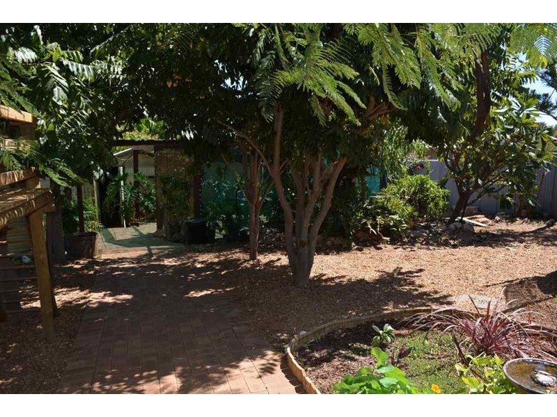 5 Dempster Road, Carnarvon WA 6701