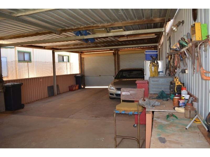 5 Saw Street, Carnarvon WA 6701