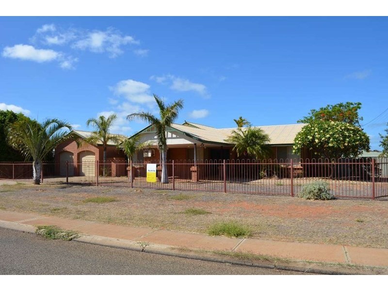 13 Granberry Drive, Carnarvon WA 6701