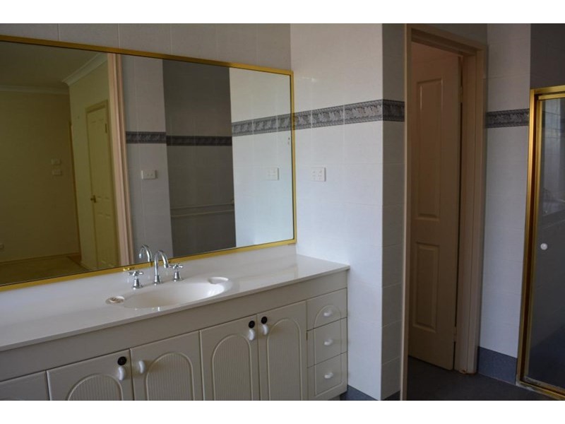 13 Granberry Drive, Carnarvon WA 6701