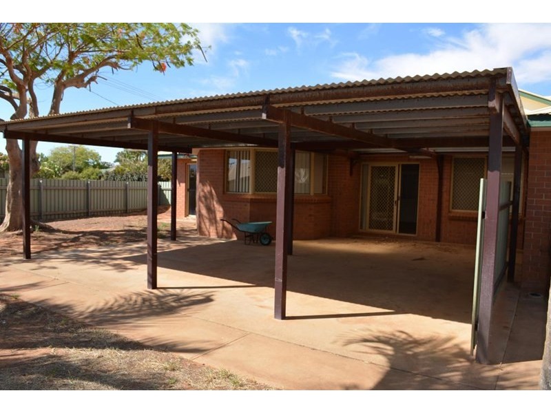 13 Granberry Drive, Carnarvon WA 6701