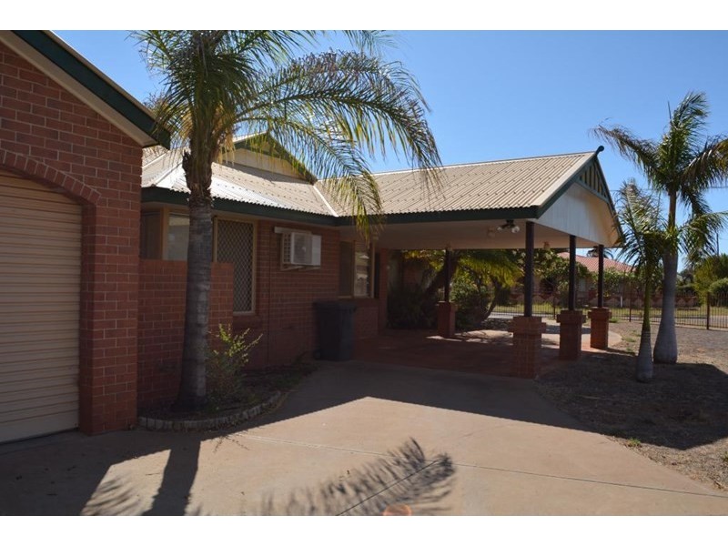 13 Granberry Drive, Carnarvon WA 6701