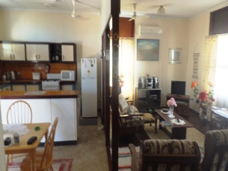 5 Carroll Way, Carnarvon WA 6701