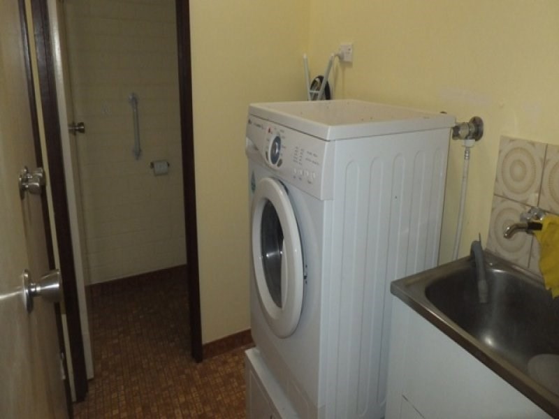 10B Buzolic Court, Carnarvon WA 6701