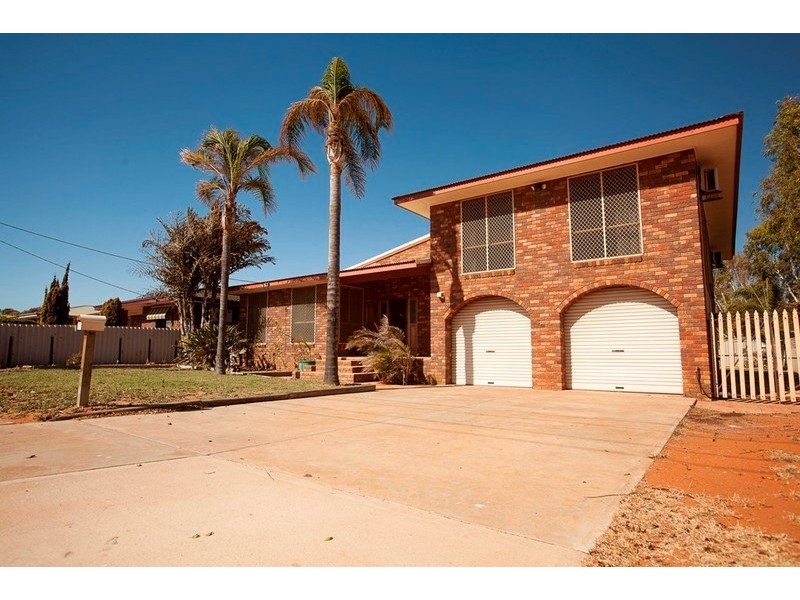 17 Maslen Street, Carnarvon WA 6701