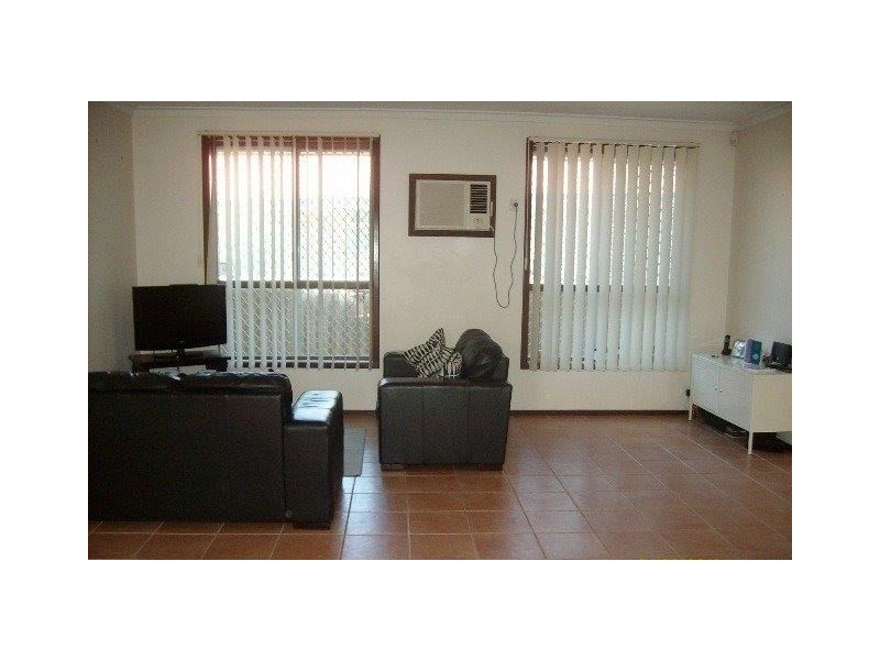 3 Meiklejohn Crescent, Carnarvon WA 6701