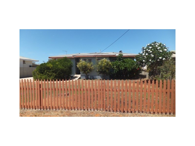 18 Beckett Street, Carnarvon WA 6701