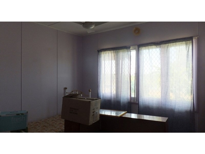 12 McNish Street, Carnarvon WA 6701