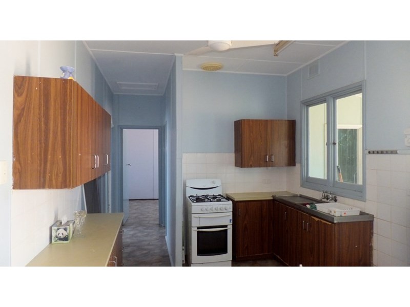 12 McNish Street, Carnarvon WA 6701