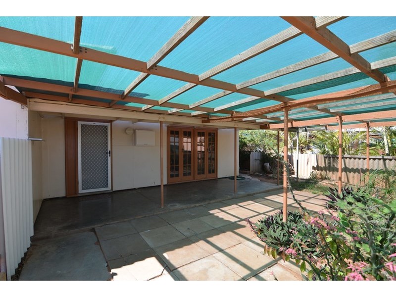 12 Wheelock Way, Carnarvon WA 6701