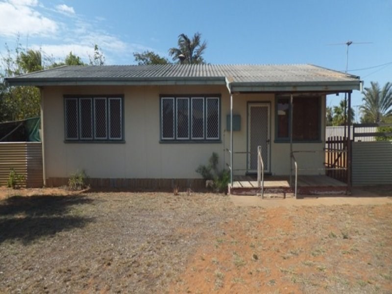 19 McNish Street, Carnarvon WA 6701