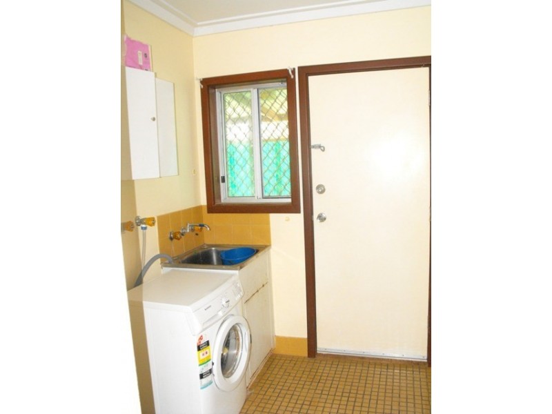 5 Geyer Place, Carnarvon WA 6701