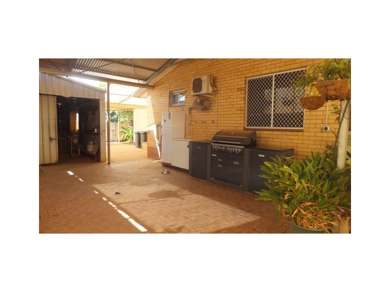 25 Angelo Street, Carnarvon WA 6701