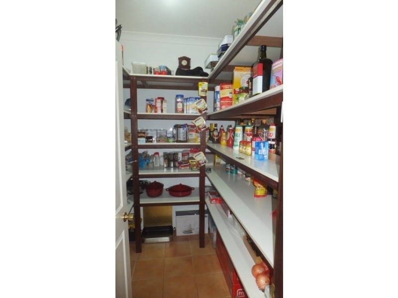 4 Meiklejohn Crescent, Carnarvon WA 6701