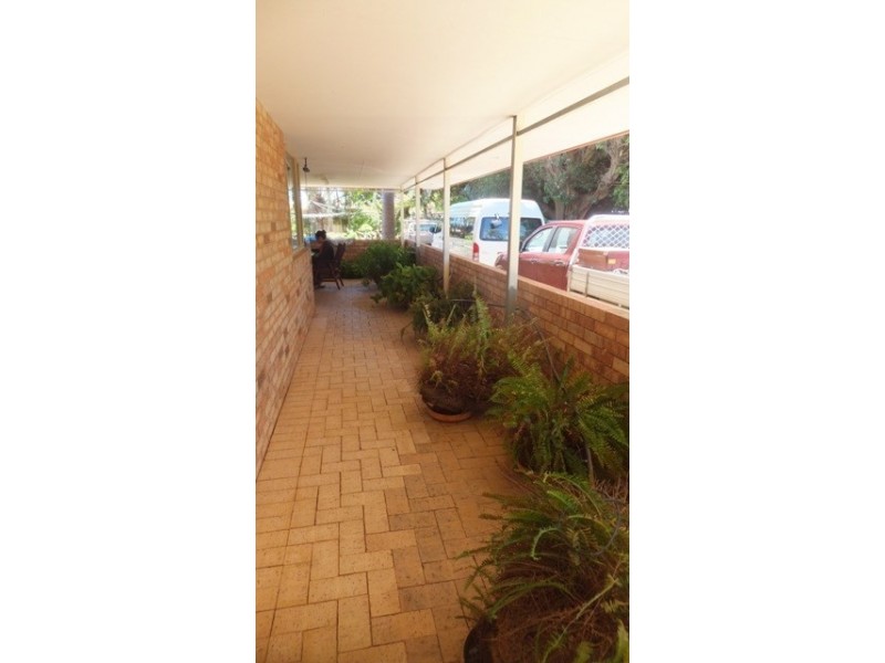 4 Meiklejohn Crescent, Carnarvon WA 6701