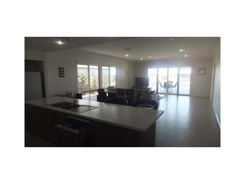 19 Jaaga Cove, Carnarvon WA 6701