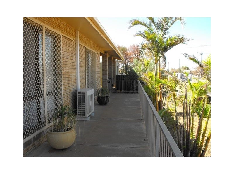 19 Crowther Street, Carnarvon WA 6701