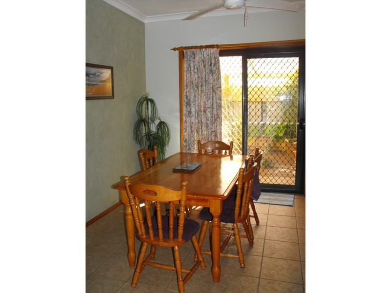 19 Crowther Street, Carnarvon WA 6701