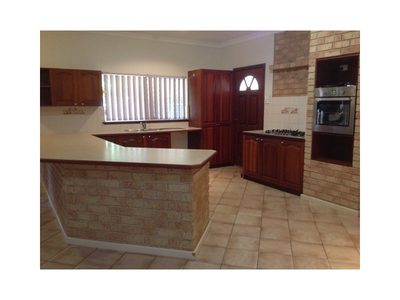 9 Foss Crescent, Carnarvon WA 6701