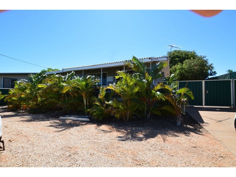 37 Hubble Street, Carnarvon WA 6701