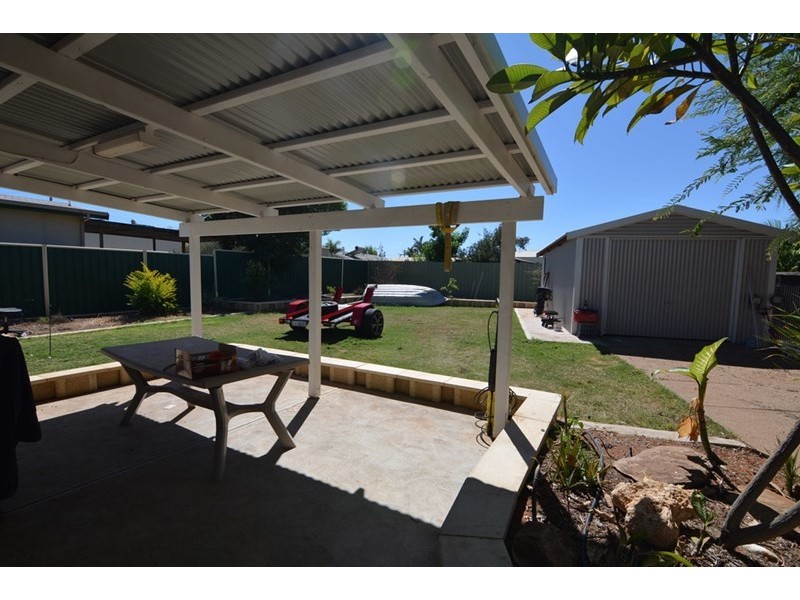 37 Hubble Street, Carnarvon WA 6701