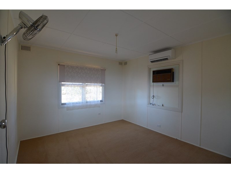 27 Dempster Road, Carnarvon WA 6701